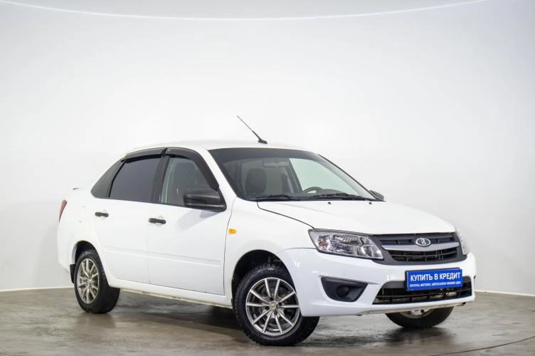 ВАЗ (LADA) Granta 2017 года в Оренбурге
