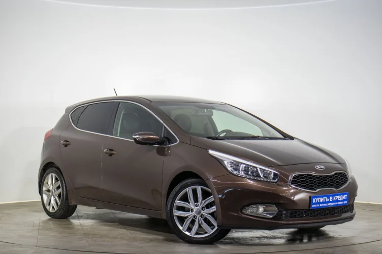 KIA cee'd 2014 года в Оренбурге