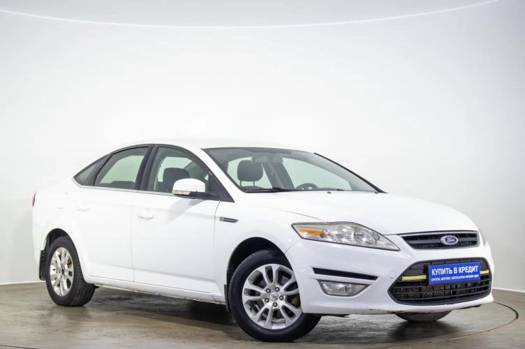 Ford Mondeo 2012 года в Оренбурге