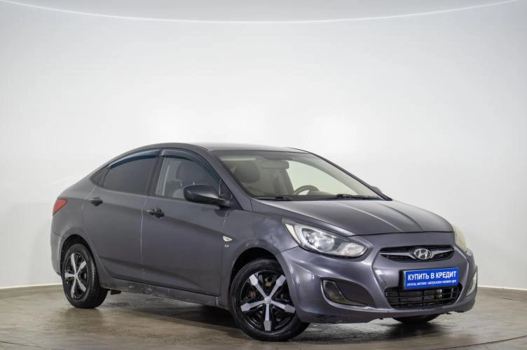 Hyundai Solaris 2013 года в Оренбурге