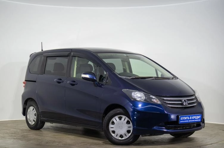 Honda Freed 2010 года в Оренбурге