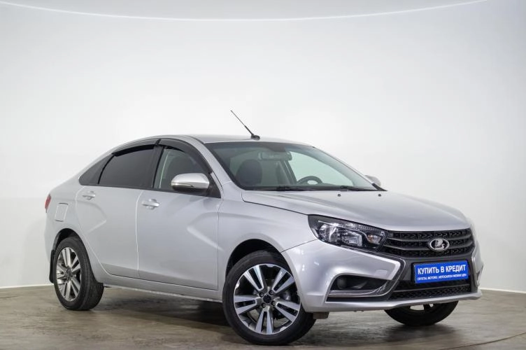 ВАЗ (LADA) Vesta 2018 года в Оренбурге