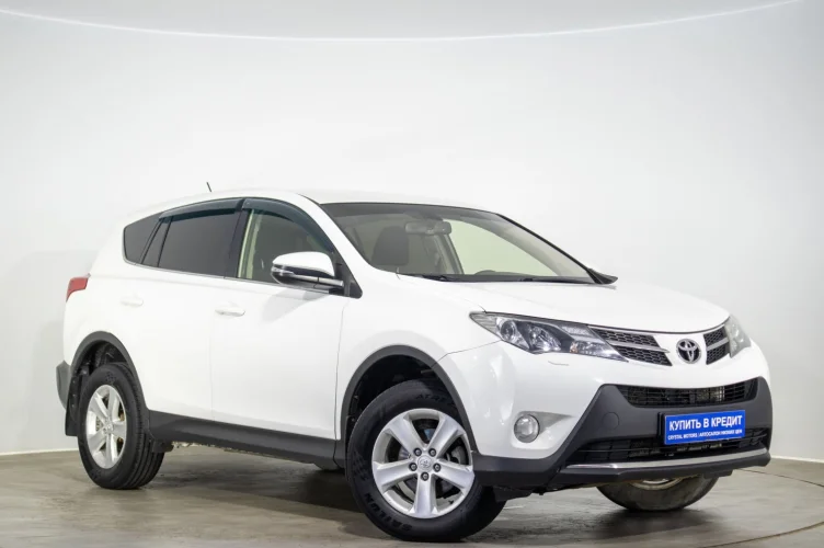 Toyota RAV4 2013 года в Оренбурге