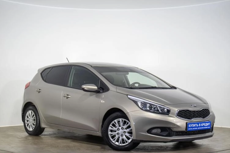 KIA cee'd 2014 года в Оренбурге