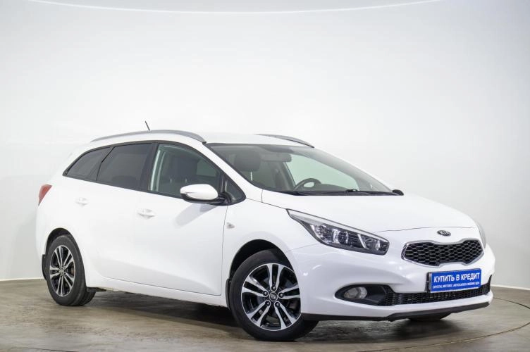 KIA cee'd 2015 года в Оренбурге