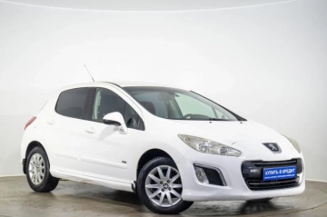 Peugeot 308 2011 года в Оренбурге
