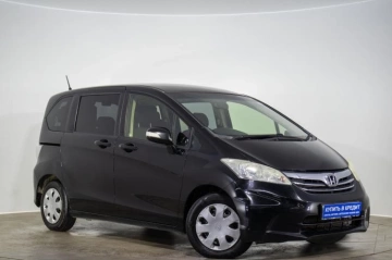 Honda Freed 2013 года в Оренбурге