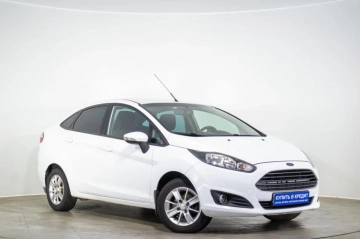 Ford Fiesta 2015 года в Оренбурге