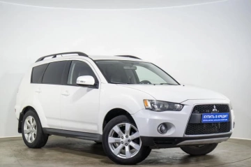 Mitsubishi Outlander 2010 года в Оренбурге