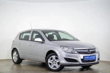 Opel Astra 2014 года в Оренбурге