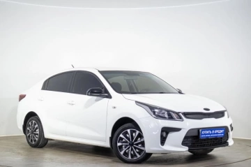 KIA Rio 2018 года в Оренбурге