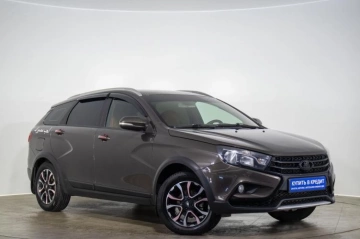 ВАЗ (LADA) Vesta Cross 2018 года в Оренбурге
