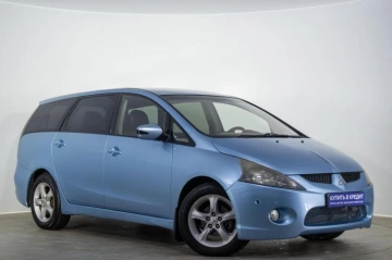 Mitsubishi Grandis 2004 года в Оренбурге