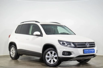 Volkswagen Tiguan 2012 года в Оренбурге