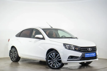 ВАЗ (LADA) Vesta 2017 года в Оренбурге