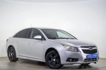 Chevrolet Cruze 2010 года в Оренбурге
