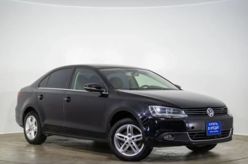 Volkswagen Jetta 2013 года в Оренбурге