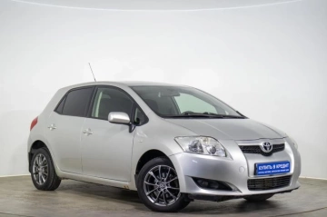Toyota Auris 2007 года в Оренбурге