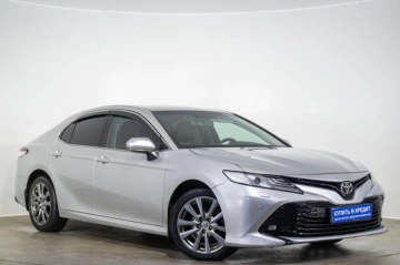 Toyota Camry 2018 года в Оренбурге