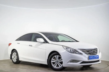 Hyundai Sonata 2012 года в Оренбурге