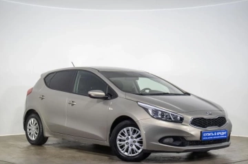 KIA cee'd 2014 года в Оренбурге